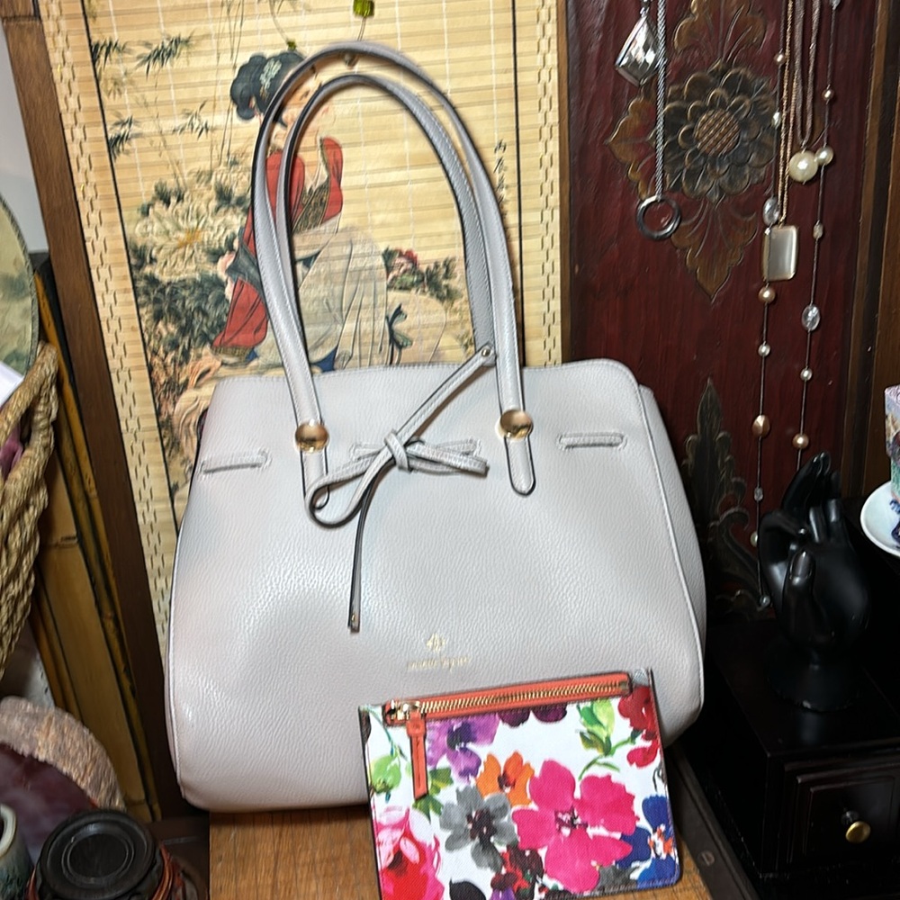 Nanette Lepore Vegan Leather Tote Off White, Gold Tone Accents Floral Makeup Bag